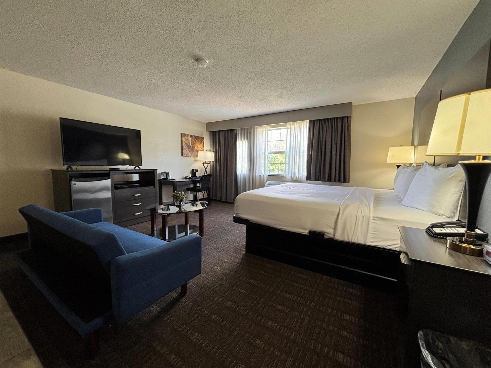 Baymont By Wyndham Chester Il Exterior foto